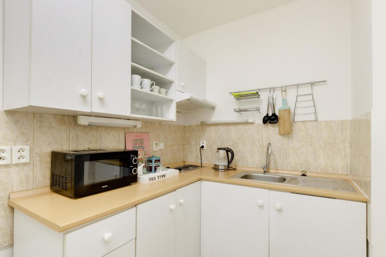 Curiosity Apartments プラハ エクステリア 写真
